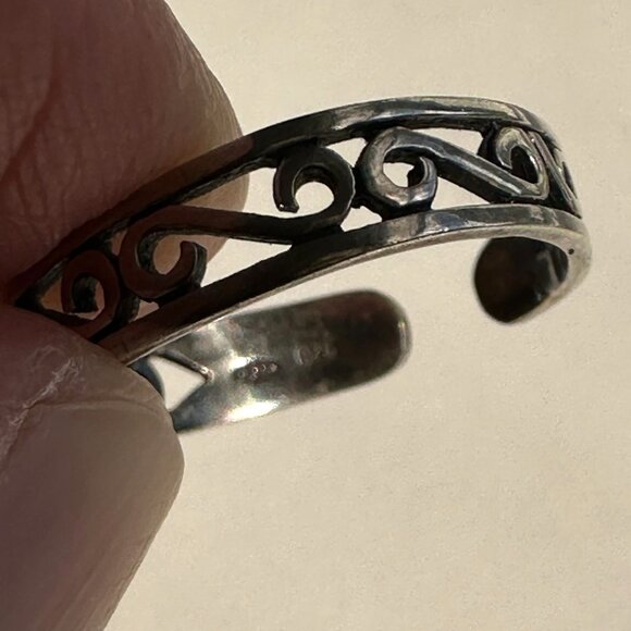 Sterling Silver Adjustable Band Ring With Swirl Design Size 11 - Picture 4 of 7